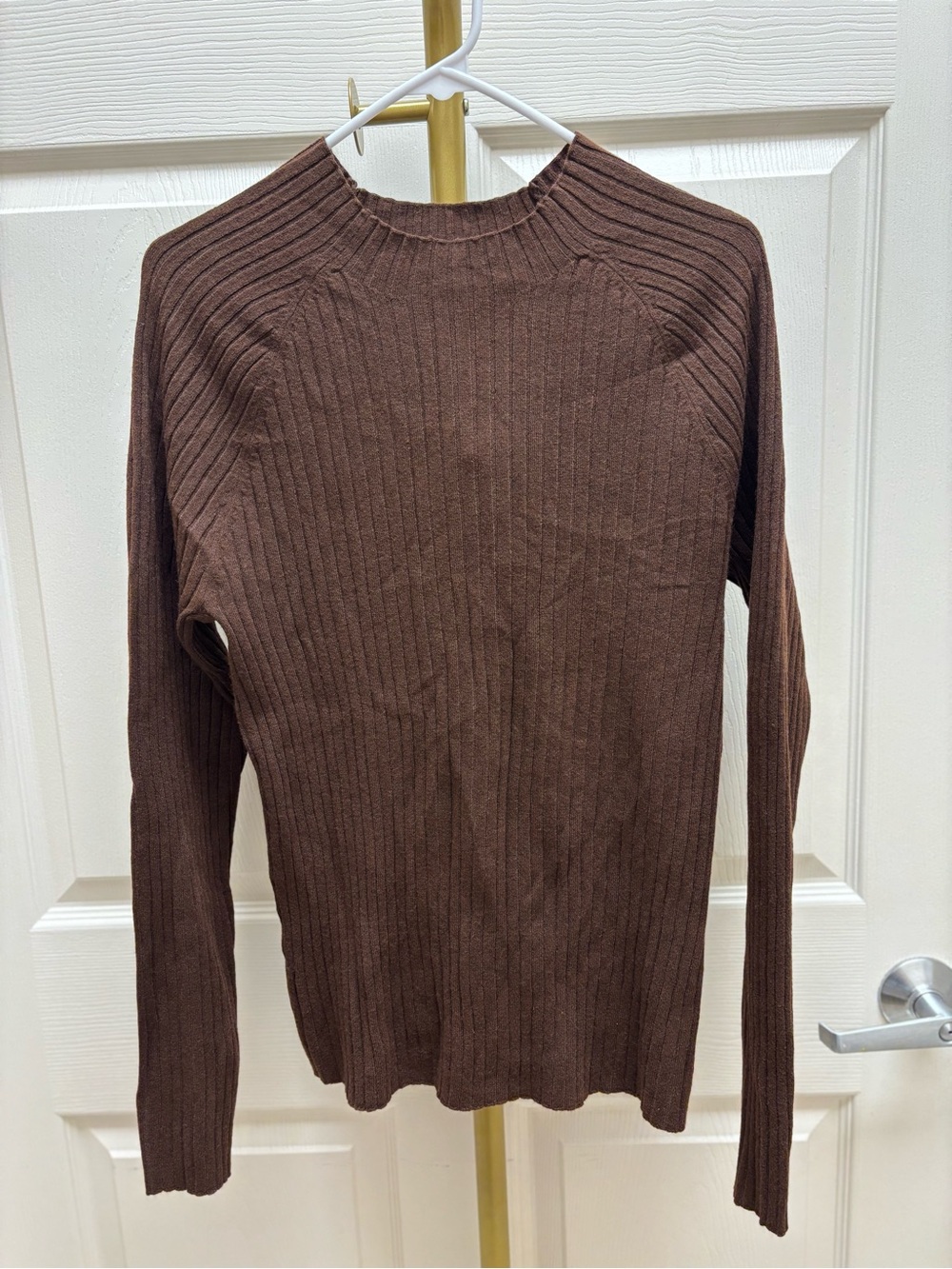 Montgomery Post Port Mockneck Ribbed Sweater - L